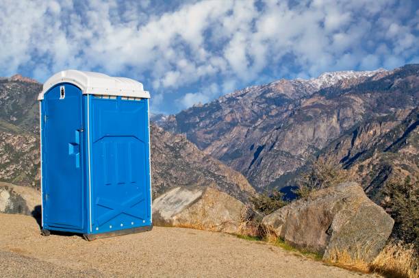 Best Porta potty delivery and setup  in Strathmore, CA