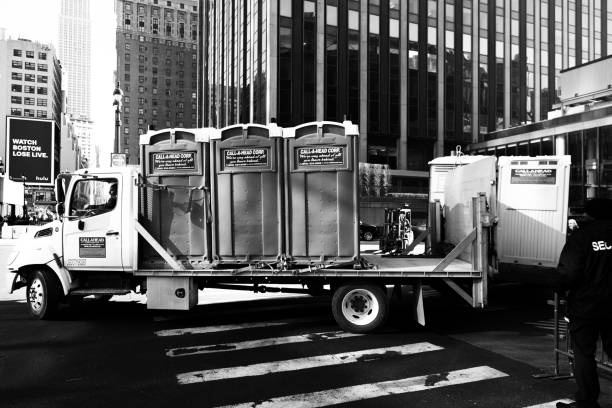 Best Sanitation services for porta potties  in Strathmore, CA